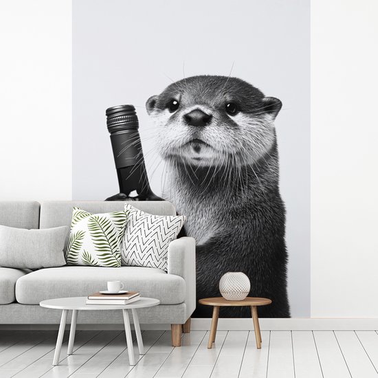 Behang - Fotobehang Wijnfles - Otter - Zwart - Breedte 190 cm x hoogte 260 cm