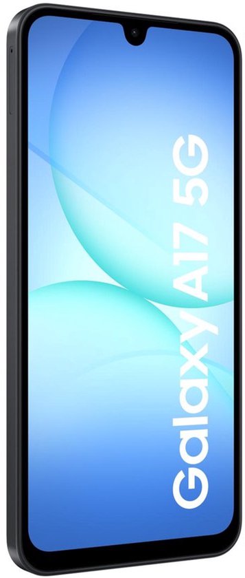 Schuin aanzicht van een zwarte Samsung Galaxy A17 5G smartphone met een blauwgroen abstract behang.