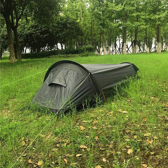Eenpersoons Tent 220x90cm - Survival Tent Army Green - Inclusief Draagtas - Groene Ultralichte & Compacte Outdoor Tent Voor 1 Persoon - Camping - Waterbestendig Oxford Doek - Slaapzak — afbeelding 5
