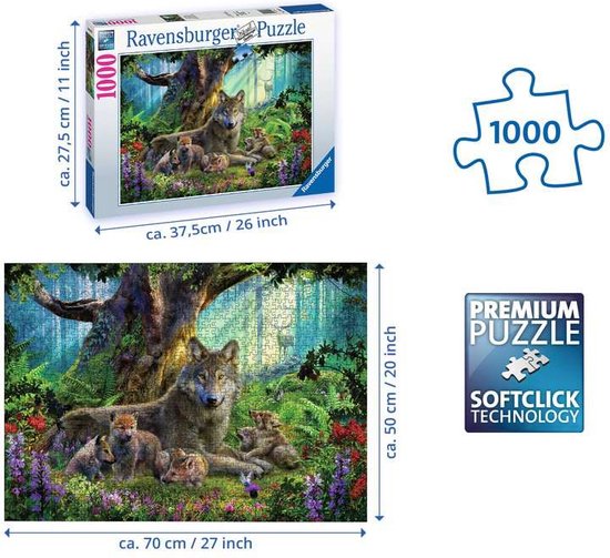 Een 1000-delige Ravensburger puzzel van een wolf en welpen in een bos. Afmetingen 70x50cm.