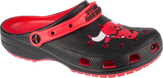 Crocs Classic NBA Chicago Bulls Clog 209441-6WC, Homme, Zwart, Slippers, taille: 42/43