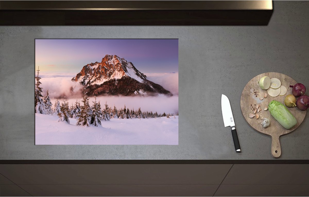 Inductieplaat Beschermer - Bergtop boven Wolkendek Uitstekend - 70x52 cm - 2 mm Dik - Inductie Beschermer - Bescherming Inductiekookplaat - Kookplaat Beschermer van Wit Vinyl
