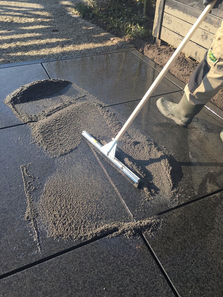 Aqua XP 12,5 kg - voegzand - kleur naturel - waterdoorlatend voegen terras - onkruidvrije tegels - Normeco