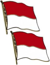 Pin broche van vlag Indonesie - 2x - 20 mm - metaal - landen supporters versiering - colbert speldje