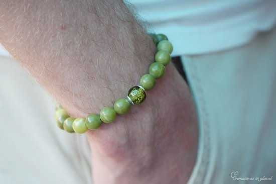 Urn-Crematie-as Heren armband-As in glaskraal met natuursteen Serpentijn Army Green kralen -Sieraad wordt voor u op maat gemaakt!-Armband met crematie-as verwerkt in kraal van glas-Herinnering-Assieraad-Crematie-as van mens-dier in glas gesmolten