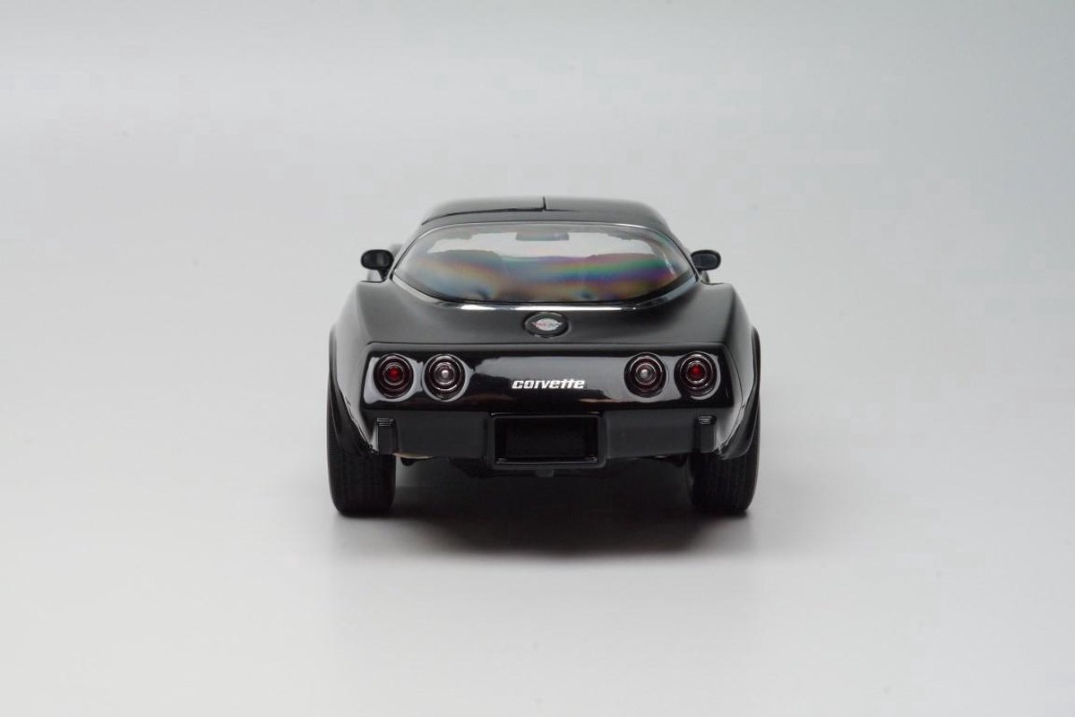 シボレー・コルベット　インディペースカー　1978 1/18　UT シボレー・コルベット インディペースカー 1978 1/18 UT - メルカリ