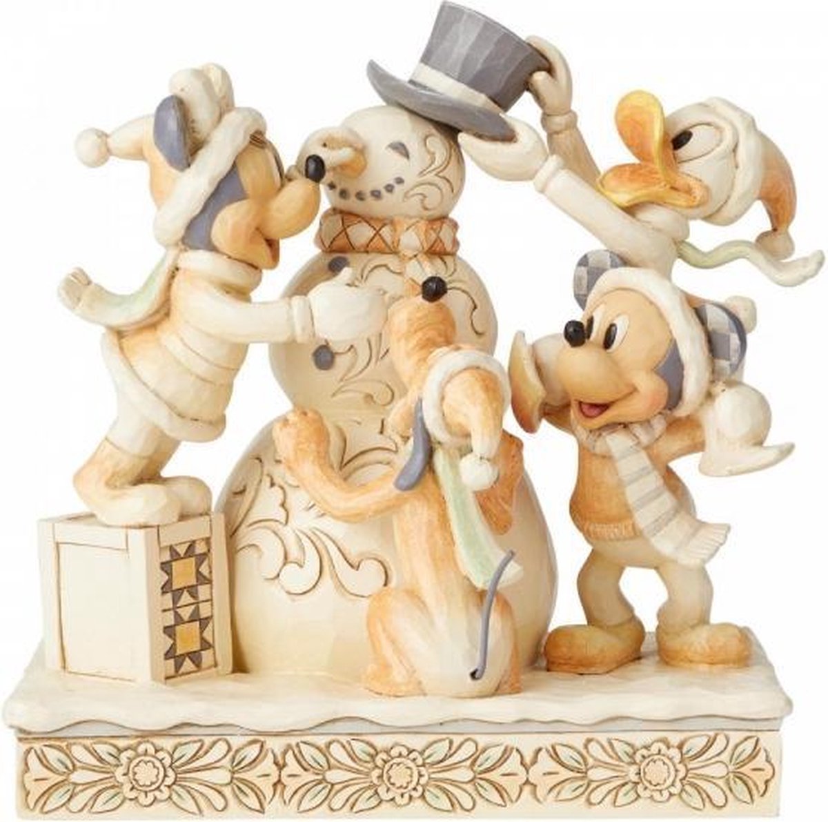 Disney beeldje - Traditions collectie - Frosty Friendship (White Woodland Mickey & Friends)