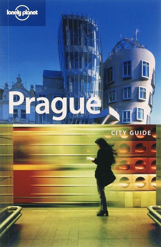 Lonely Planet Prague City Guide: Dansende Huis en metrostation met bewegende vrouw.