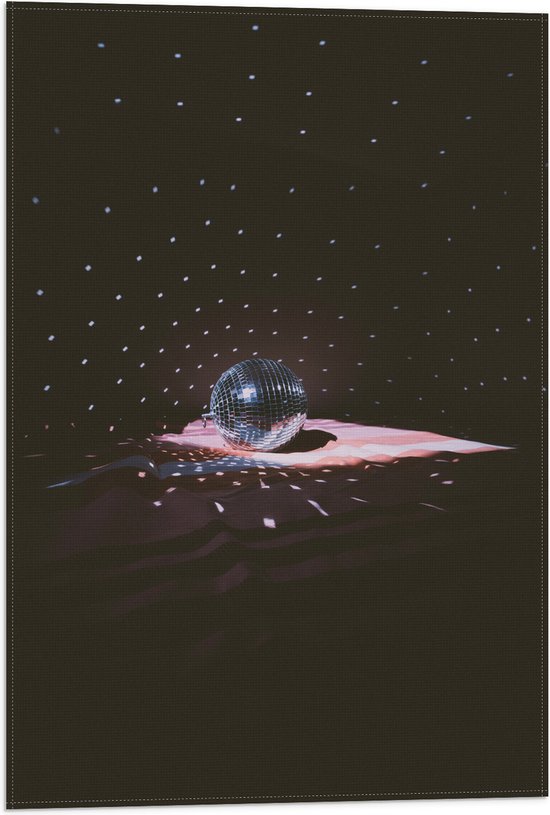 Vlag - Licht Vallend op Discobal in Donkere Ruimte - 40x60 cm Foto op Polyester Vlag