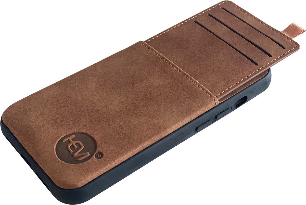 HEM Luxe Silky Brown Back Cover Geschikt Voor Apple iPhone 14 Pro Max – Bruin Telefoonhoesje Met Extra Lensbescherming – Backcover Met Pasjeshouder Voor 3 Kaarten
