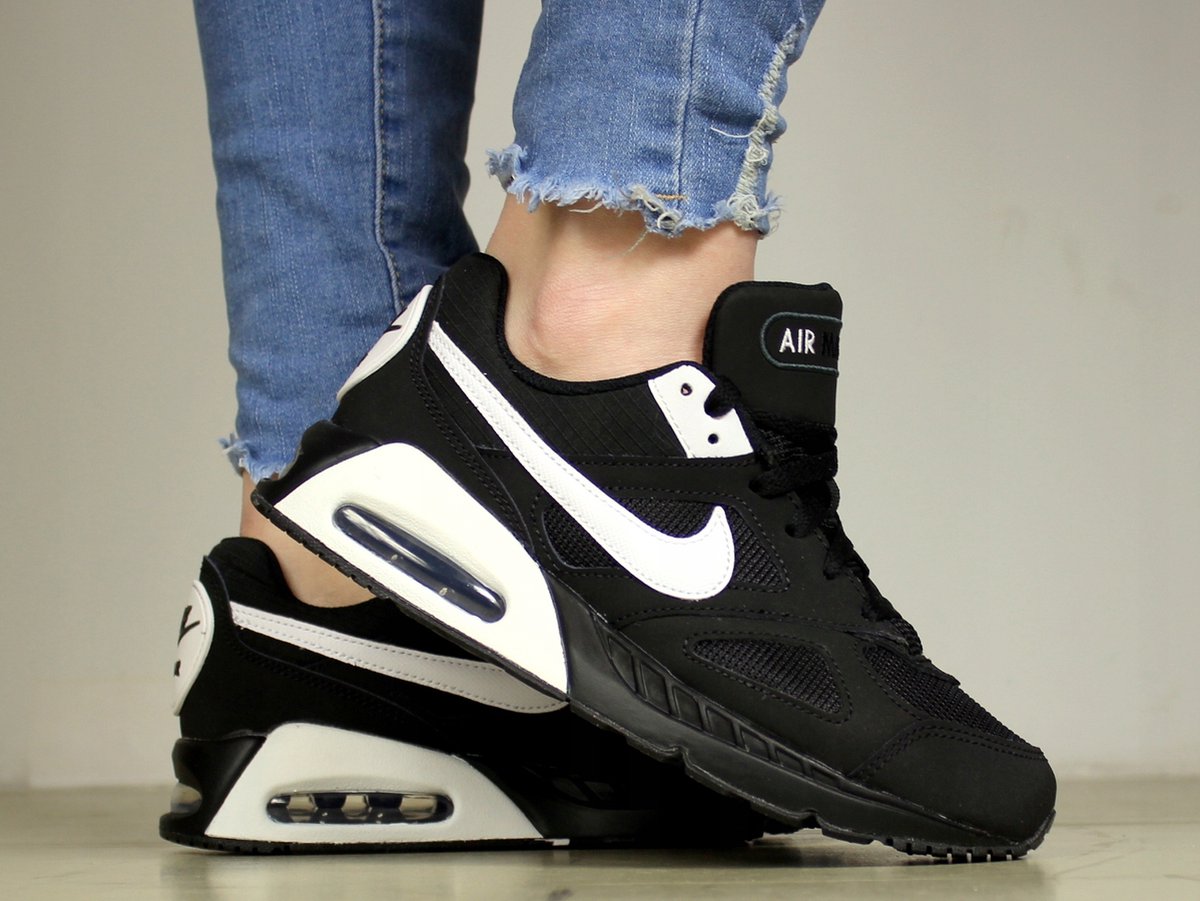 Nike Air Max Ivo – Kinder Sneakers Zwart