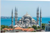 Acrylglas - Sultan Ahmet Moskee aan de Zee van Turkije - 90x60 cm Foto op Acrylglas (Met Ophangsysteem)
