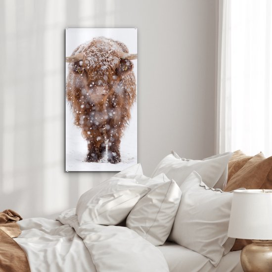 MuchoWow® Peinture sur verre 40x80 cm - Peinture acrylique sur verre - Highlander écossais - Vache - Neige - Photo sur verre - Peintures
