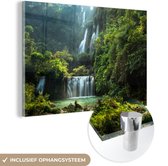 MuchoWow® Glasschilderij 90x60 cm - Schilderij acrylglas - Waterval - Thailand - Jungle - Foto op glas - Schilderijen