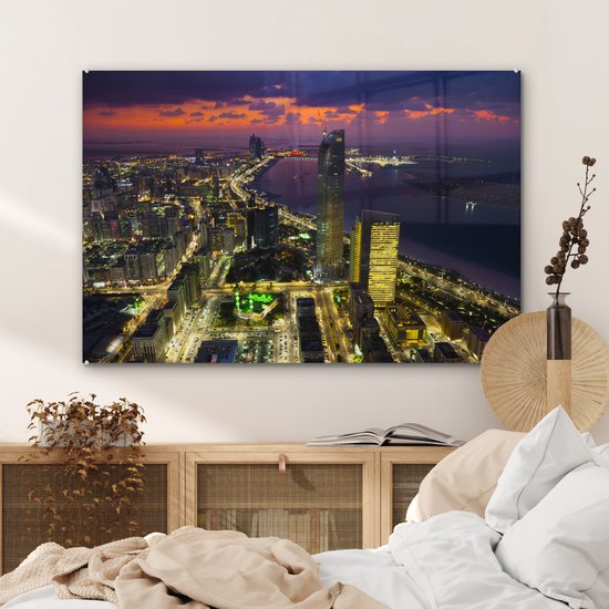 ® Glasschilderij 90x60 cm - Schilderij acrylglas - De skyline van Abu Dhabi in de Verenigde Arabische Emiraten met hemel - Foto op glas - Muurdecoratie woonkamer - Wanddecoratie slaapkamer - Schilderijen