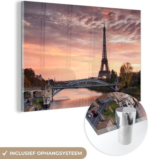 MuchoWow® Glasschilderij 150x100 cm - Schilderij acrylglas - Parijs - Eiffeltoren - Brug - Foto op glas - Schilderijen