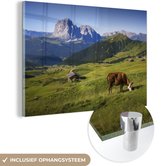MuchoWow® Glasschilderij 60x40 cm - Schilderij acrylglas - Koe - Berg - Alpen - Foto op glas - Schilderijen