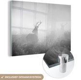 MuchoWow® Glasschilderij 90x60 cm - Schilderij acrylglas - Herten in de mist - zwart wit - Foto op glas - Schilderijen