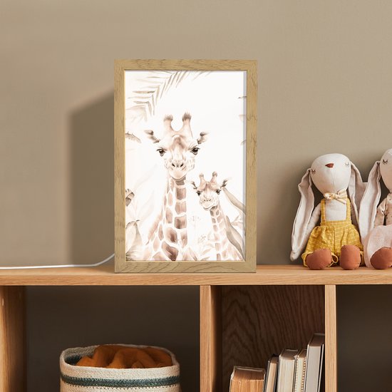 Nachtlampje 20x30 cm - Kinder lampje - Giraffe - Jungle - Bruin - Kinderen - Tafellamp kinderkamer - Slaapkamer lamp - Bedlamp kinderen - Kinderlampje stopcontact - Wandlamp babykamer - Nachtlampjes van OnlyWow — afbeelding 3