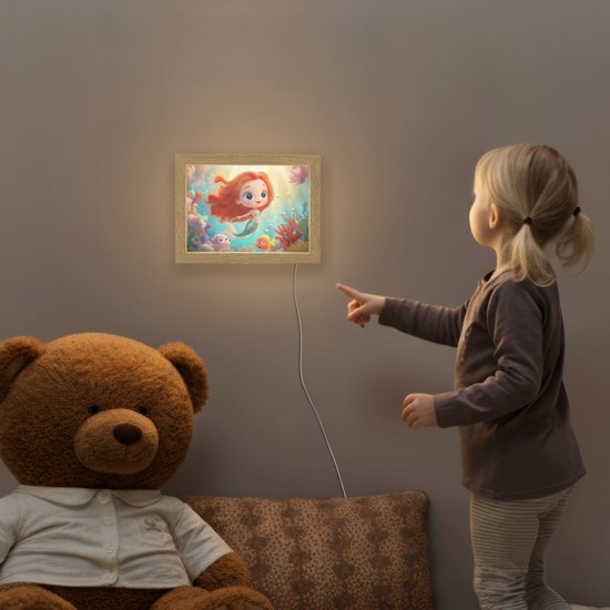 Nachtlampje 20x15 cm - Kinder lampje - Zeemeermin - Water - Vissen - Rood - Tafellamp kinderkamer - Slaapkamer lamp - Bedlamp kinderen - Kinderlampje stopcontact - Wandlamp babykamer - Nachtlampjes van Merkloos — afbeelding 5