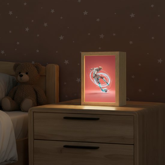 Nachtlampje 15x20 cm - Kinder lampje - Voetballer - Bal - Lichtcirkel - Rood - Tafellamp kinderkamer - Slaapkamer lamp - Bedlamp kinderen - Kinderlampje stopcontact - Wandlamp babykamer - Nachtlampjes van Merkloos — afbeelding 2
