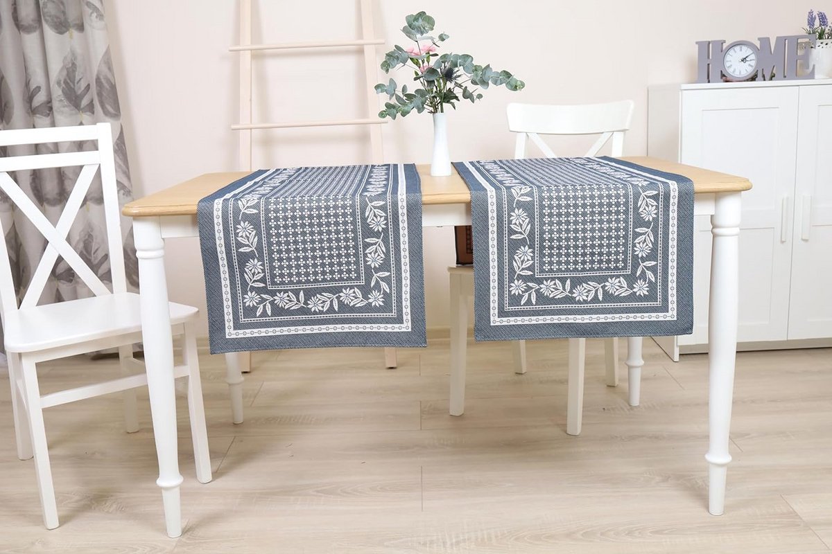 Wasbare Jacquard Tafelrunner 140x45 cm Blauwe Madeliefjes voor Eetkamer en Keuken