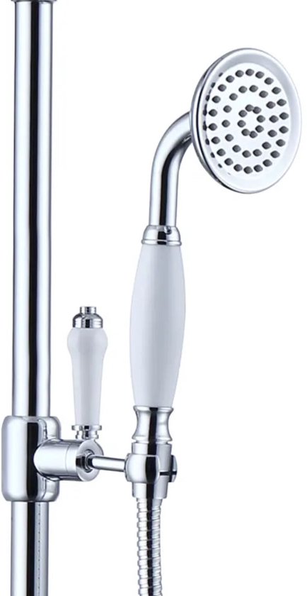 Chroom handdouche met witte greep en kraan, op witte achtergrond.