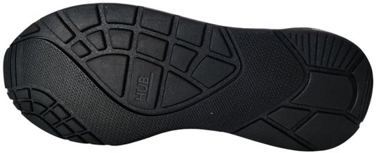 Zwarte rubberen buitenzool van HUB sneaker met profiel.