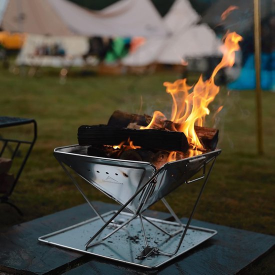 3-in-1 draagbare roestvrijstalen houtgrill en vuurplaats 14" x 15,5" met draagtas MT-035 van Biolite — afbeelding 5