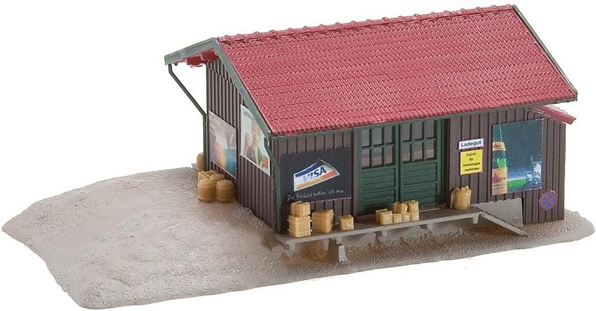 Goederenschuur in Houtconstructie met Laadhelling en Oprithelling - 115 x 52 x 44 mm
