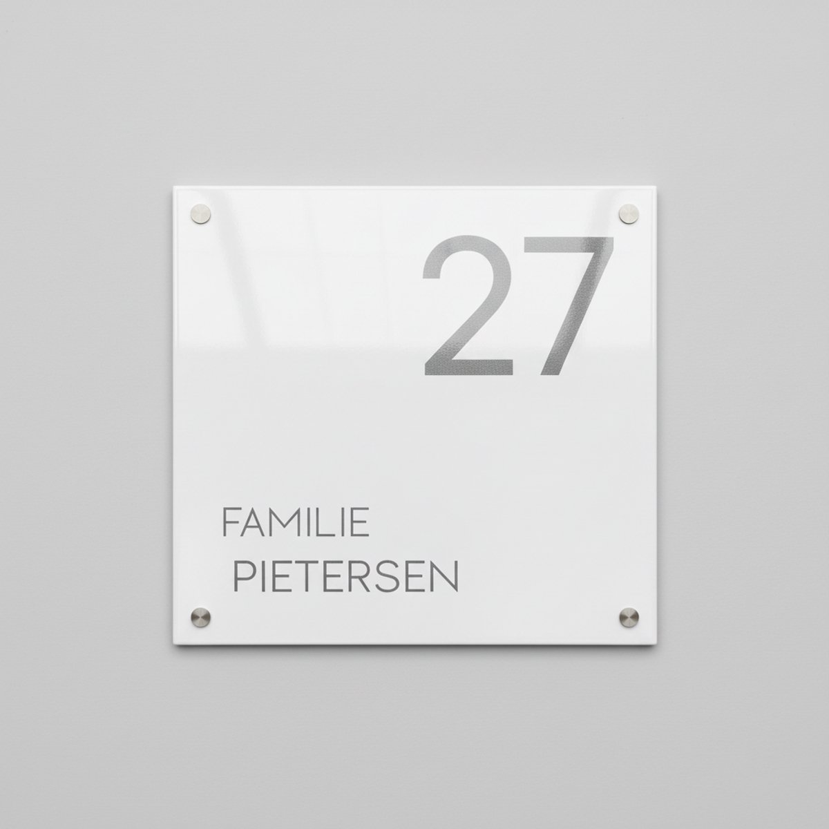 Nevolis Gepersonaliseerde Huisnummer Tegel met Familienaam – Moderne Keramische Tegel 15 × 15 cm | Custom Adresbord voor Woning Multi Color