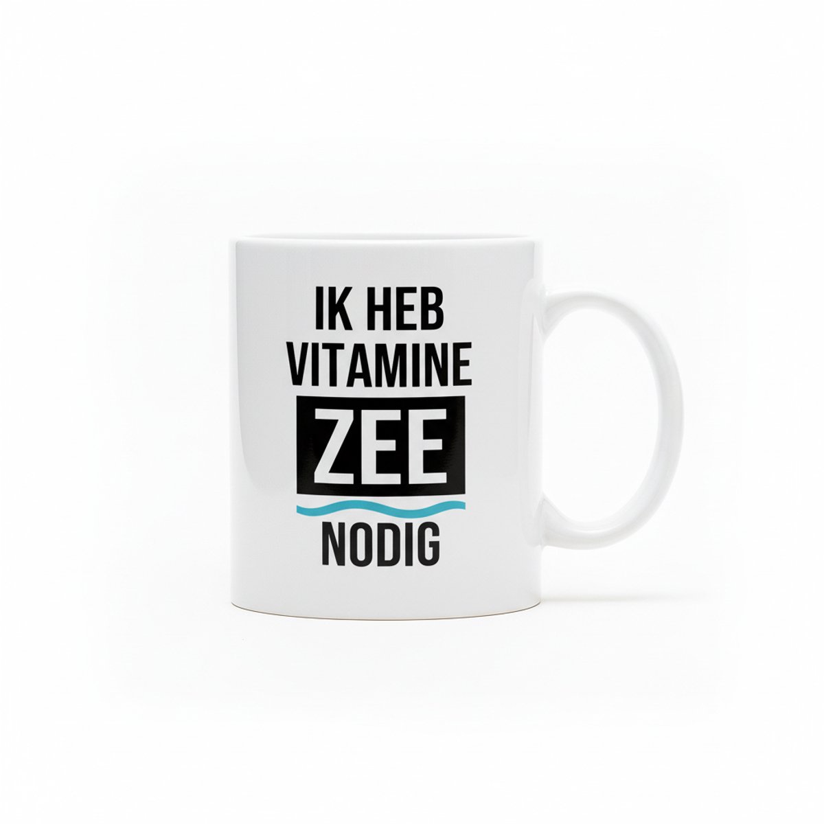“Ik Heb Vitamine Zee Nodig” Mok – Grappige Nederlandse Strandliefhebber Koffiemok 330 ml