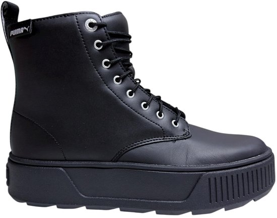 Botte noire Puma Karmen pour femme avec lacets et épaisse semelle plateforme.