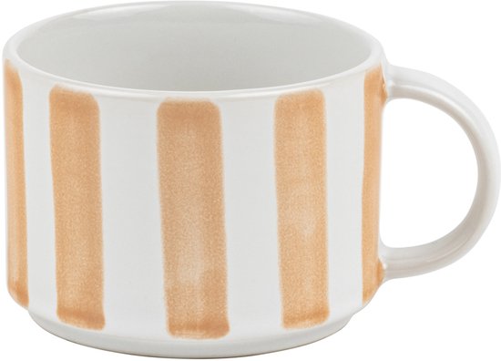 Wit koffiekopje met verticale bruine strepen.