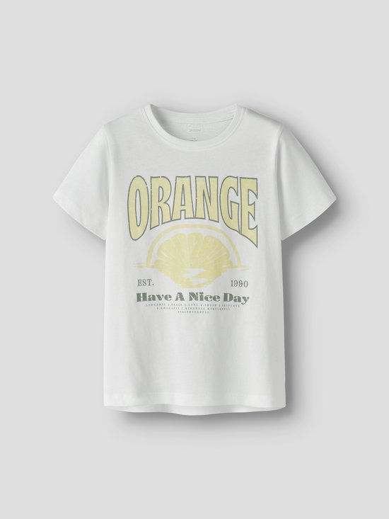 Wit T-shirt met print van 'ORANGE' en een sinaasappelschijf, met tekst.