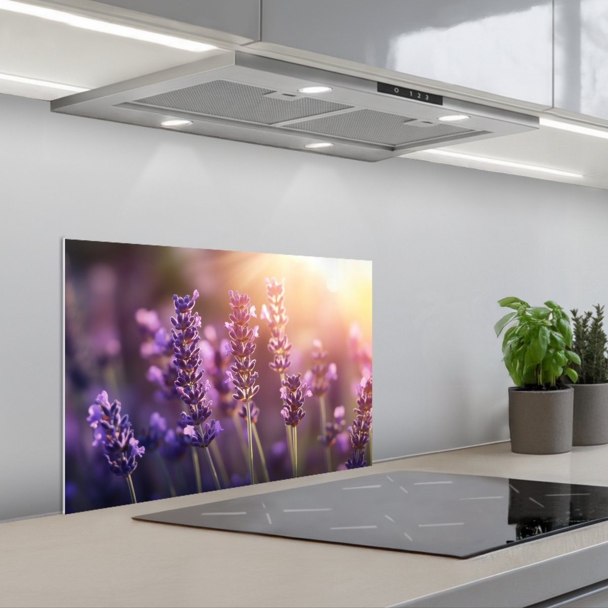 KitchenYeah Spatscherm 60x40 cm Zelfklevende achterwand Lavendelbloemen Paars Zonlicht Keuken muurbeschermer Spatwand fornuis