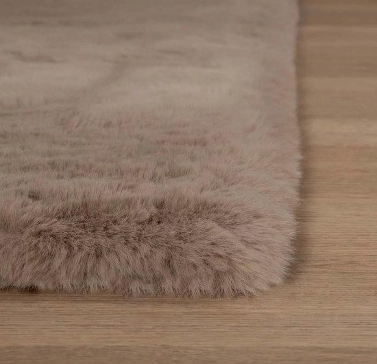 Zacht hoogpolig vloerkleed - Comfy - Bruin 160x230 cm