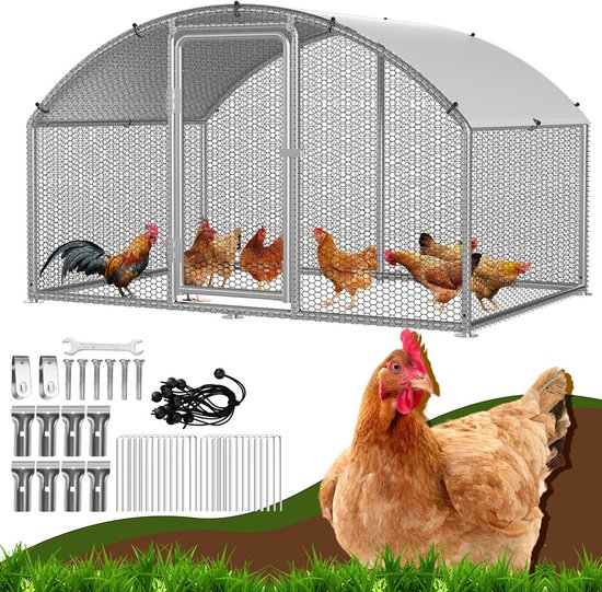 Dierenren met zilverkleurig gaas, een voordeur, kippen en meegeleverde accessoires.