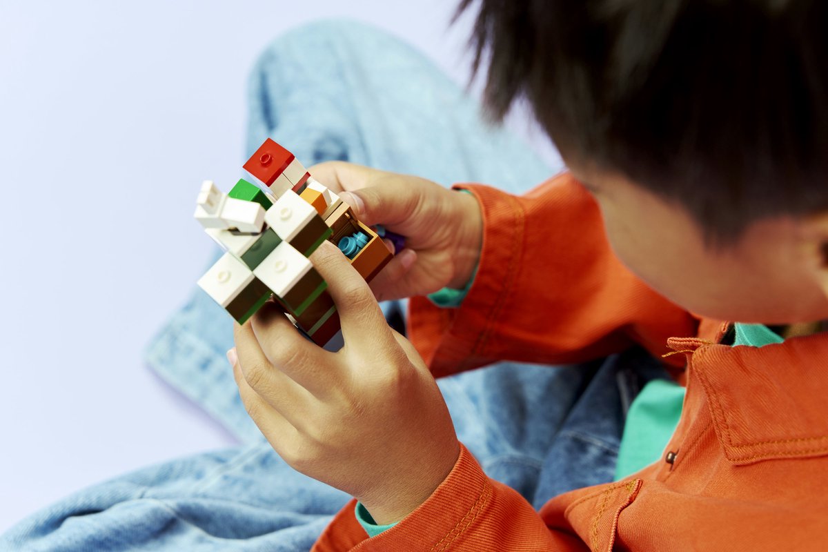 LEGO Minecraft Steve's Taiga-Avontuur Videogame Bouwpakket voor Kinderen - 21583 – foto 2