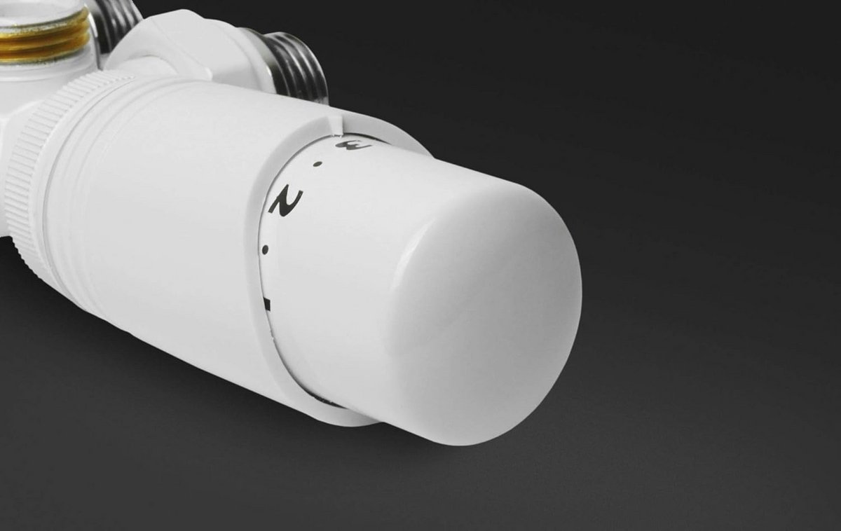 Multiblock radiator thermostaat ventiel aansluitgarnituur verwarmingsaccessoire wit