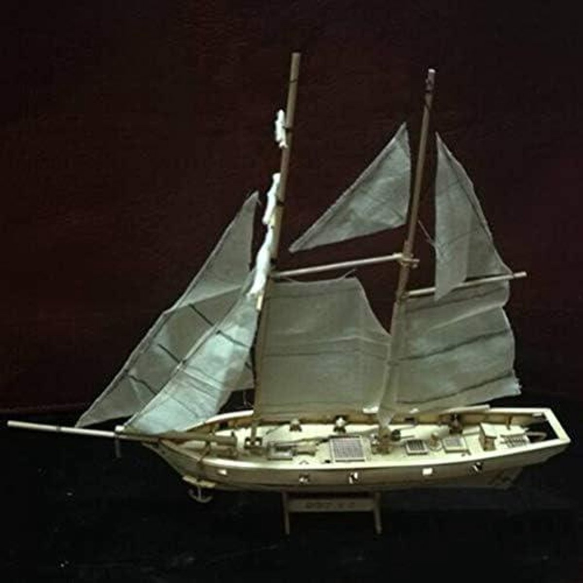 Ronte - Houten scheepsmodel bouwpakket voor DIY scheepsbouw met zeilschip - Modelbouw set van hout - Vlaggenschip speelgoed - Compleet houten schip bouwpakket