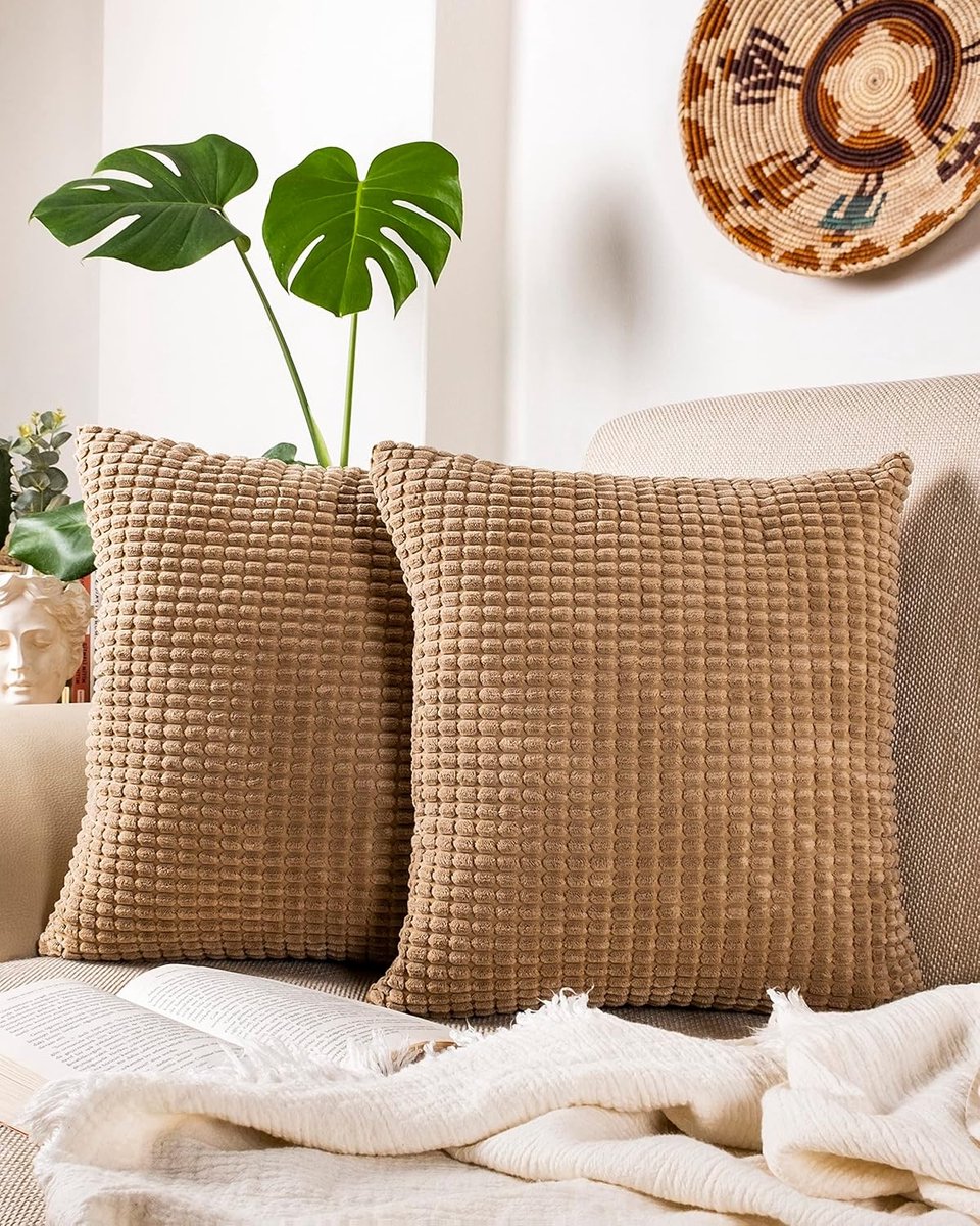 Famanu Corduroy ribfluweel fluwenen kussenhoezen set van 2 (45x45 cm) – verborgen rits – zachte sierkussenhoezen voor bank – bruin