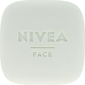 Gezichtsreiniger Naturally Clean Nivea Solide Scrub Anti-Imperfecties - face wash dames / mannen - gezichtsscrub (75 g)