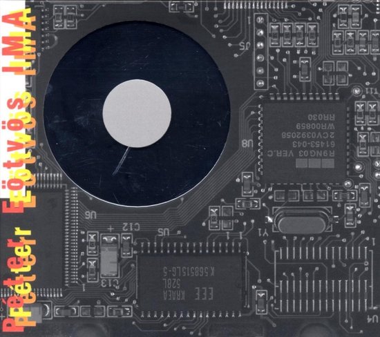 CDhoes met circuitbord-ontwerp, tekst 'Péter Eötvös IMA' en een cirkelvormige uitsparing.