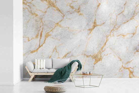 Behang - Fotobehang Marmer - Wit - Goud - Abstract - Breedte 525 cm x hoogte 350 cm