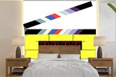 Behang - Fotobehang een klapbord uit Hollywood - Breedte 350 cm x hoogte 350 cm