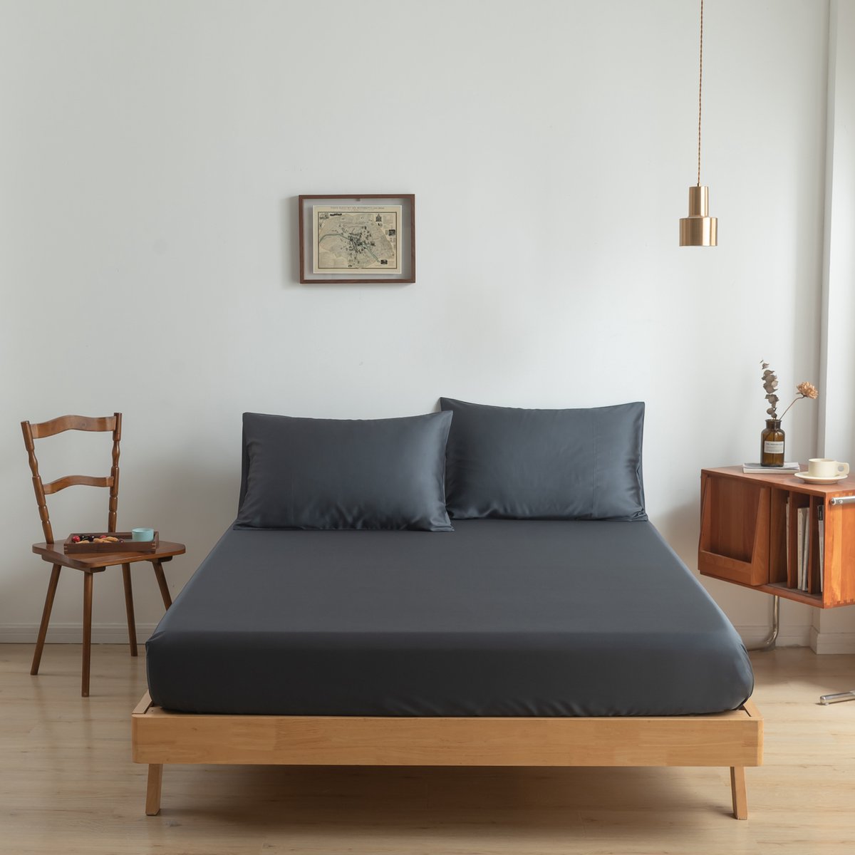 Boomba Bamboo Bamboe hoeslaken Space Blue donkerblauw 200x210 cm – Standaard matras, zacht, ademend & hypoallergeen | Boomba Bamboo® Donker blauw