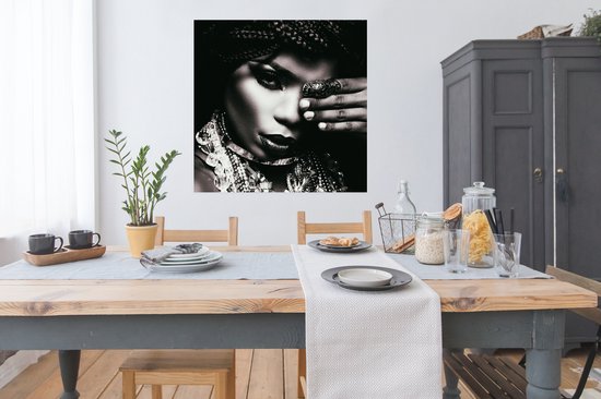 Affiche Femme - Bijoux - Zwart - Wit - 100x100 cm XXL