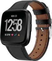 Leer Smartwatch bandje - Geschikt voor Fitbit Versa / Versa 2 leren bandje - zwart - Strap-it Horlogeband / Polsband / Armband