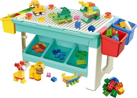 Speeltafel met bouwplaat en vlakke kant als cadeau kind 1 jaar